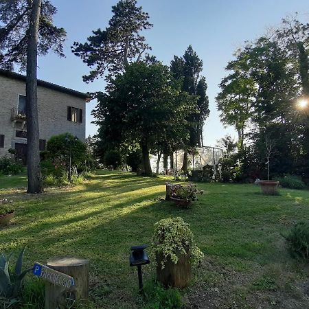Ca'Lavalle B&B Урбіно Екстер'єр фото