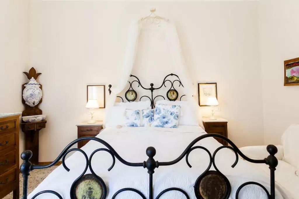 Ca'Lavalle B&B Урбіно Екстер'єр фото