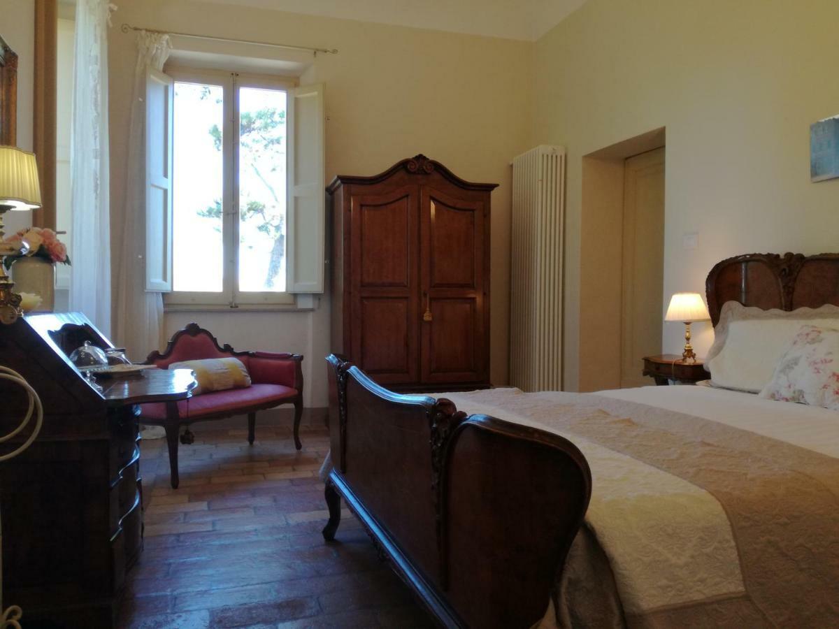 Ca'Lavalle B&B Урбіно Екстер'єр фото