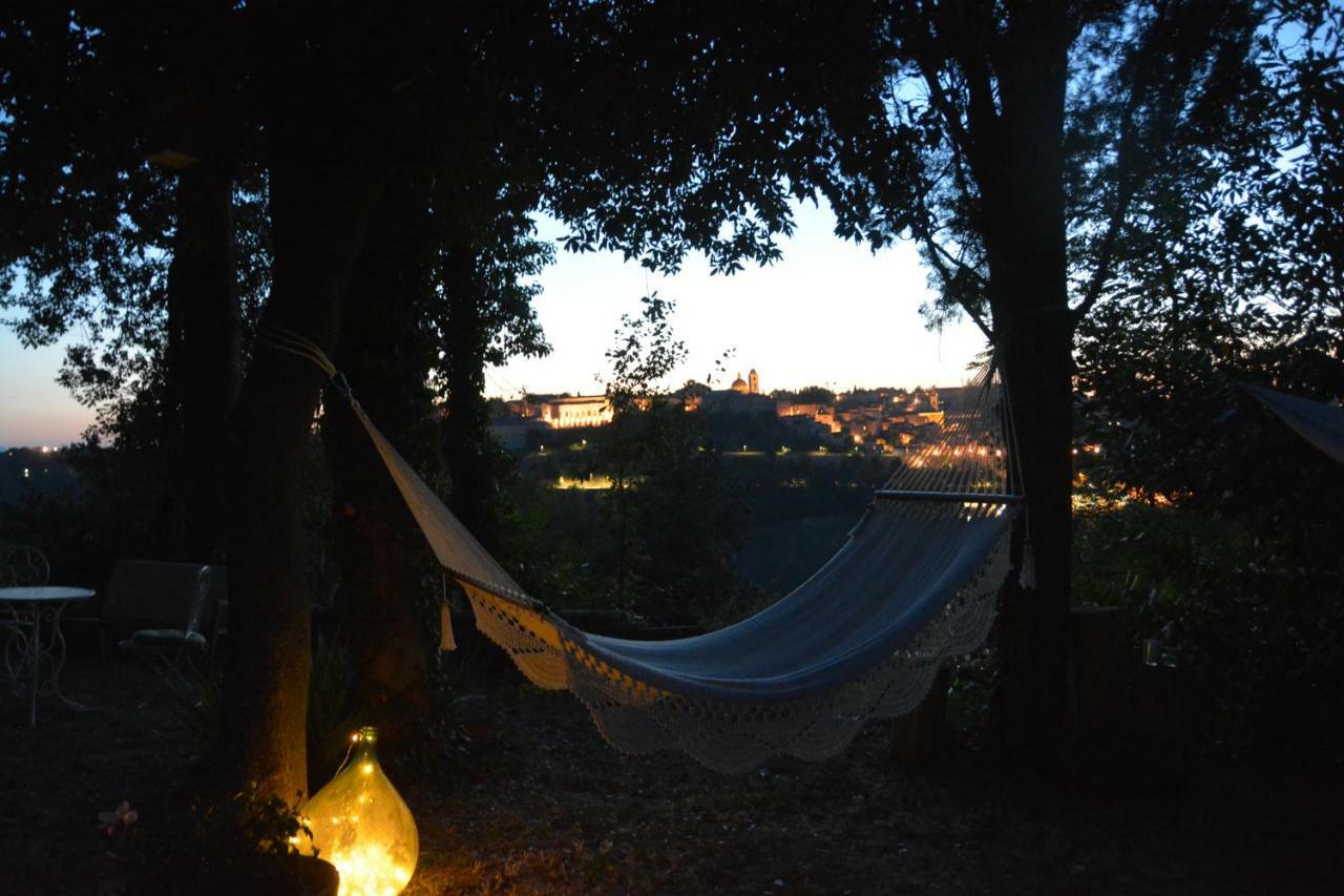 Ca'Lavalle B&B Урбіно Екстер'єр фото
