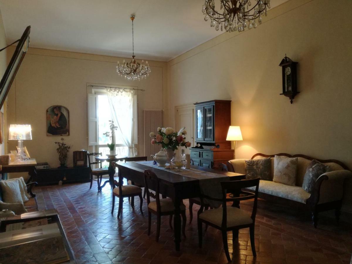 Ca'Lavalle B&B Урбіно Екстер'єр фото